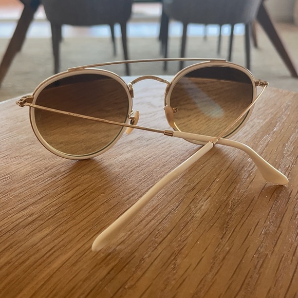 Ray-Ban Sunglasses - Blue Mirrored Certified - Picture 4 of 6